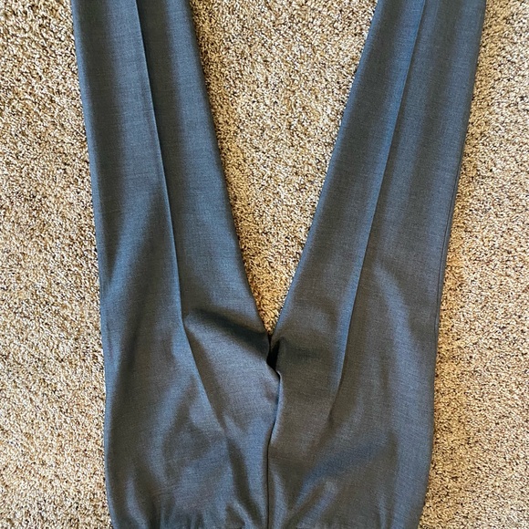 ANN TAYLOR Dress Slacks: Excellent Used Condition. Size 8 - Picture 3 of 9